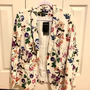 RW& Co Floral Blazer 🌸🌼🌹 - NEW WITH TAGS